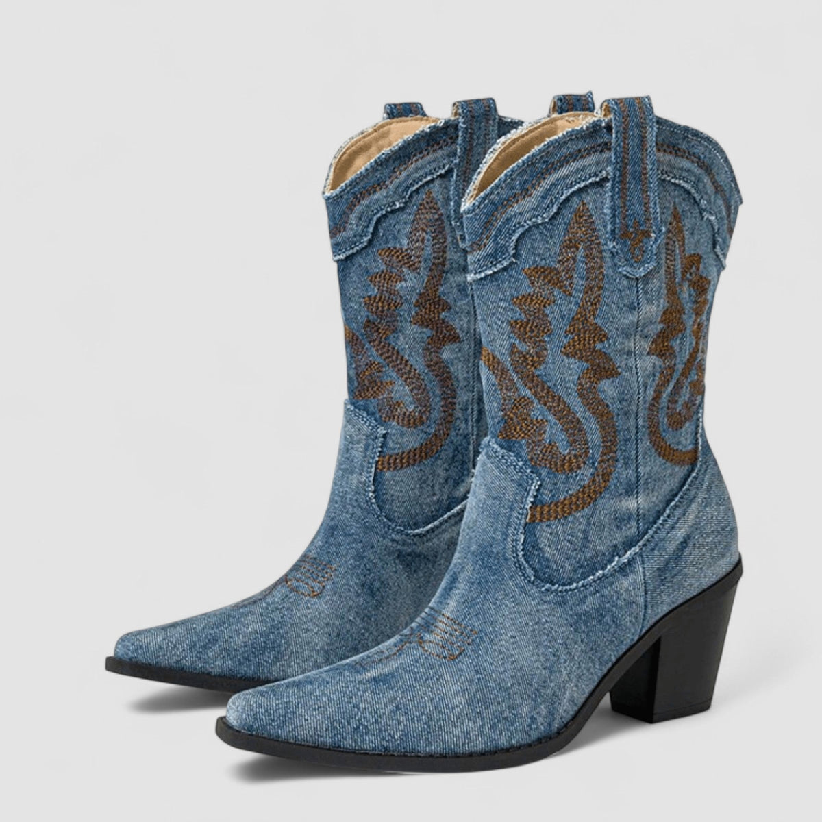 Callie | Geborduurde Western Enkellaarzen