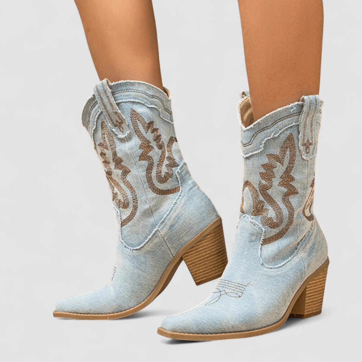 Callie | Geborduurde Western Enkellaarzen